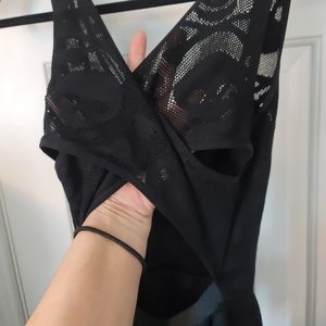 EUC M Royal Bones Skull and Crossbones Lace Overlay Dress